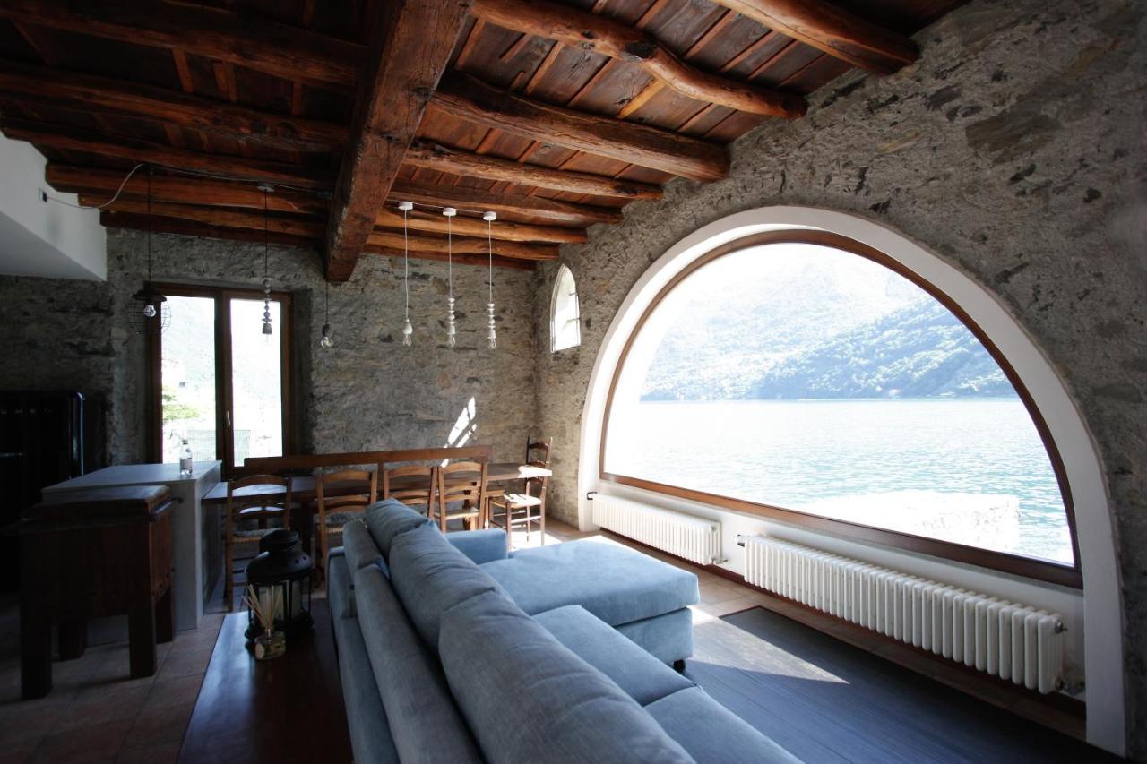 House On The Lake Shore Of Laglio Zewnętrze zdjęcie
